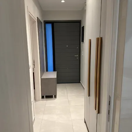 A&a Apartment
